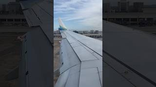 Turbulent Alaska Airlines 737max8 ￼landing into John Wayne airport