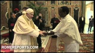 Pope welcomes 5 new ambassadors to the Holy See