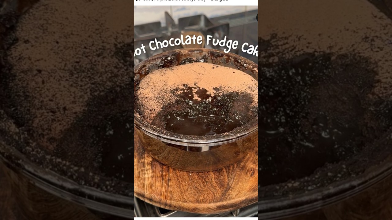 hot chocolate fudge cake 🍰 