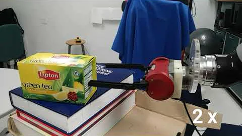 Grasping rectangular object using tactile interactive perception - successful case 1