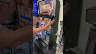 How to remove and replace lcd monitors for a Wms bb2 machine @Joetheslotdoc 