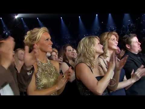 Tim McGraw ft Taylor Swift and Keith Urban Highway Dont Care (2013 ACM HD)