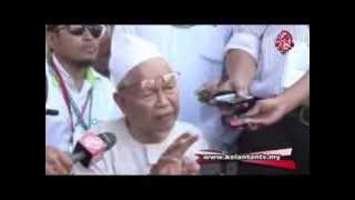 Tuan guru Nik Aziz - Siapa yang menjadikan Islam sesat