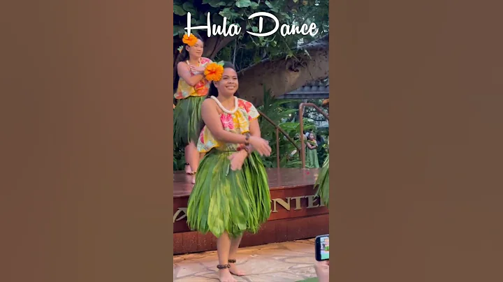 HULA SHOW - Halau Na Maka O Ka Laua'e - Royal Hawaiian Center, Waikiki #shorts, #hawaii, #huladance,