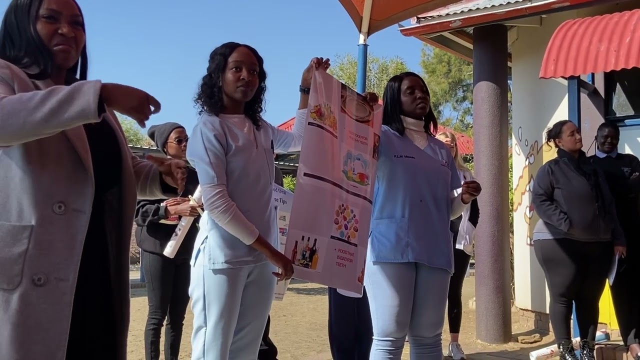 Happy Smiles, Happy Bodies and Happy Minds at UNAM School of Dentisty