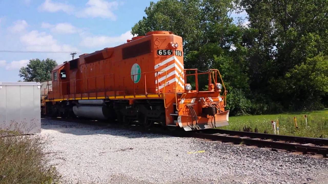 EJ&E SD38-3 656 south to Flat Rock