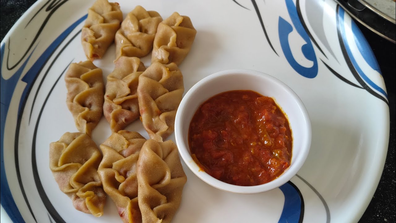 Momos