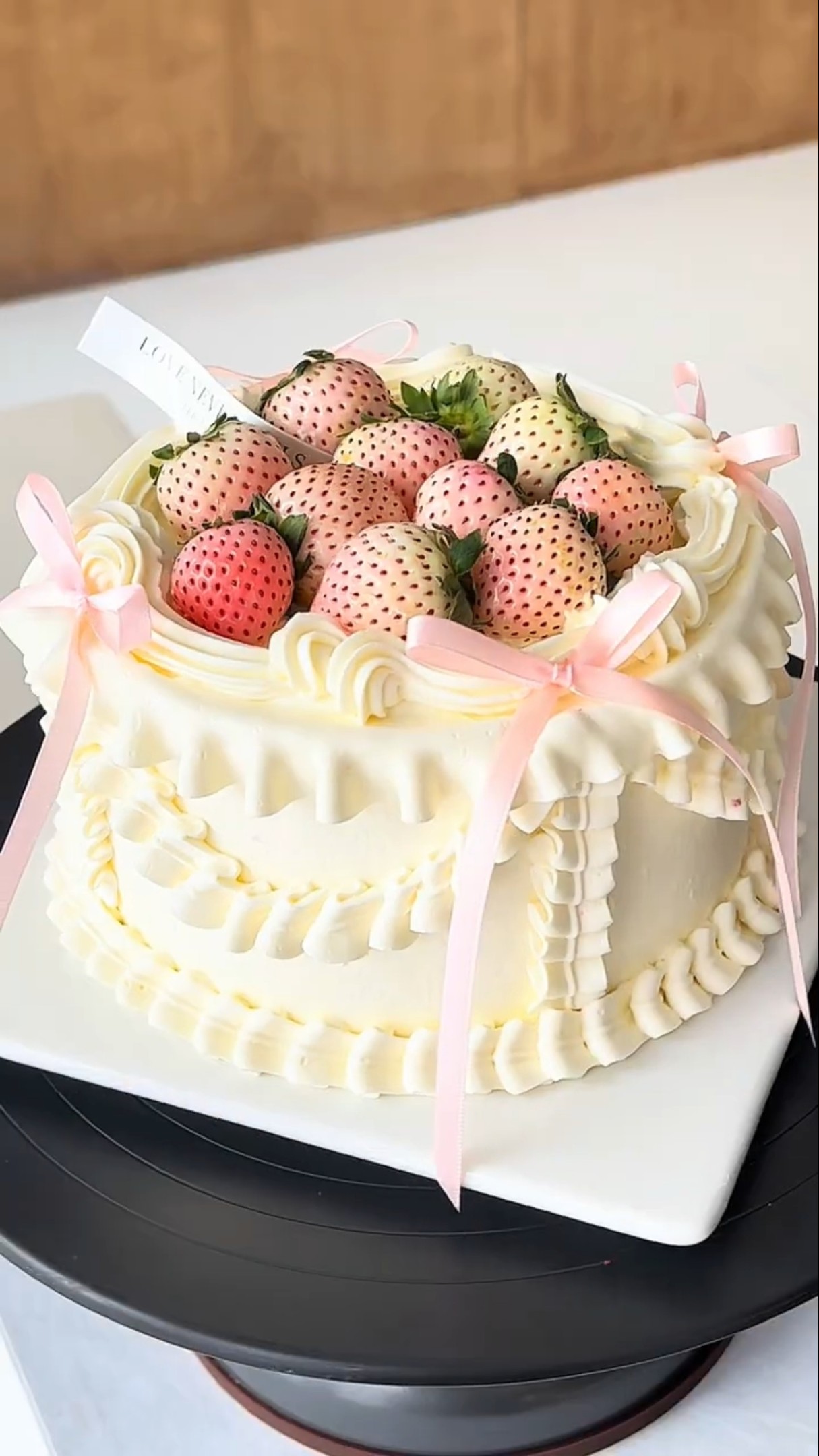 Immersive cake making Retro pink jade strawberry cake❗️Immersive decompression cake making #shorts