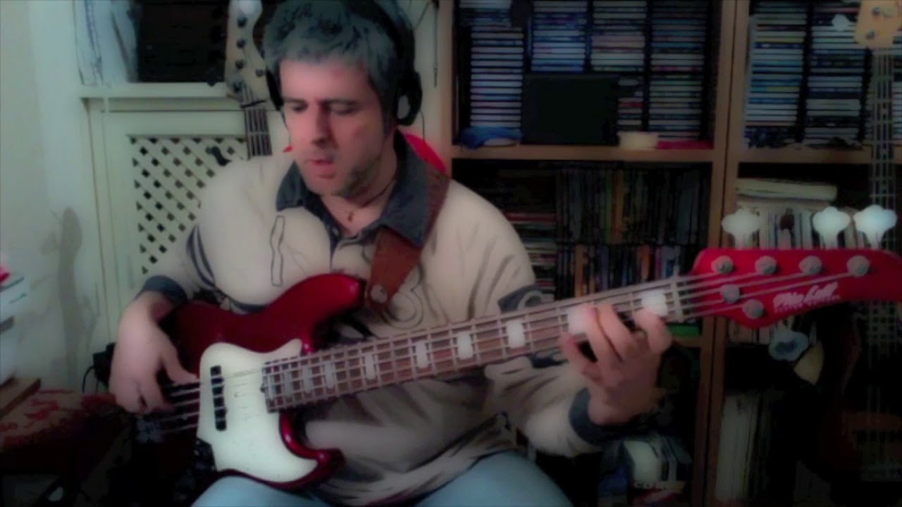 Vado al massimo by Vasco Rossi  bassline with bass MIKE LULL M5V