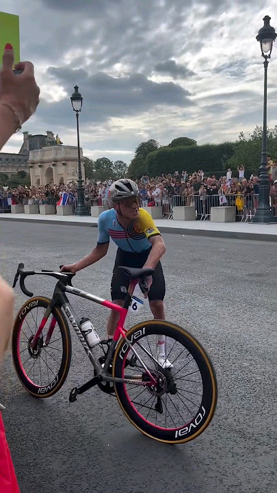 Remco Evenpoel 2024 Olympics Road race bike change #olympics #shorts