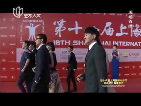 【2015-06-13】何潤東走紅毯--第18屆上海國際電影節《愛情麻辣燙之情定終身》劇組