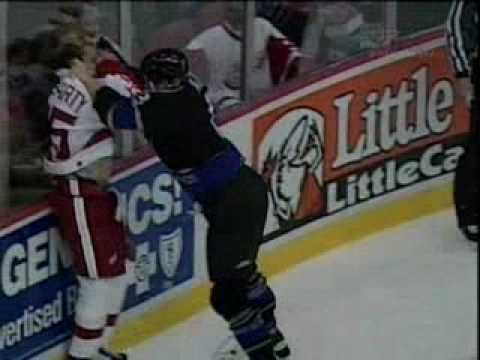 Brad Norton vs Darren McCarty 10.23.02