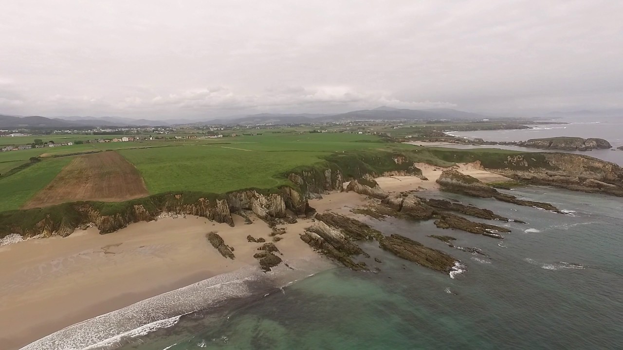 Playa de Serantes ( Tapia de Casariego - Asturias ) a vista de drone