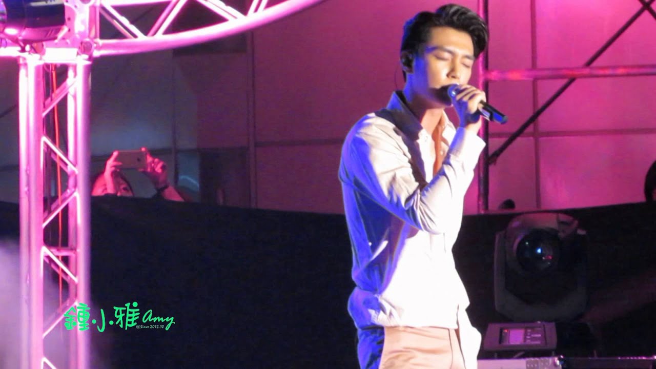 2015。03。13。嘉南藥理大學校園演唱。炎亞綸。這不是我。脫上衣了