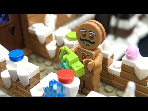 LEGO Christmas Gingerbread Castle