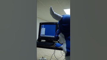 Windows ME fast shutdown of Pentium III computer in the BACKROOMS #FebMEary