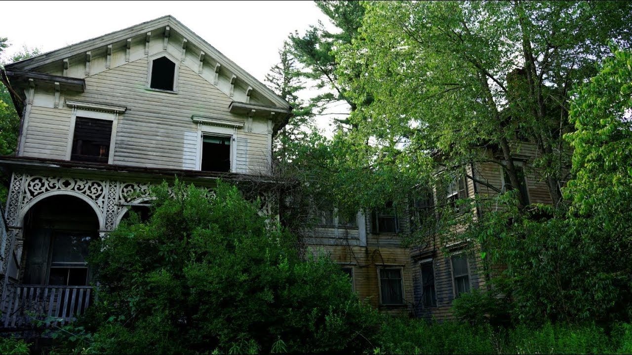 108 abandoned victorian era mansion with everything left behind