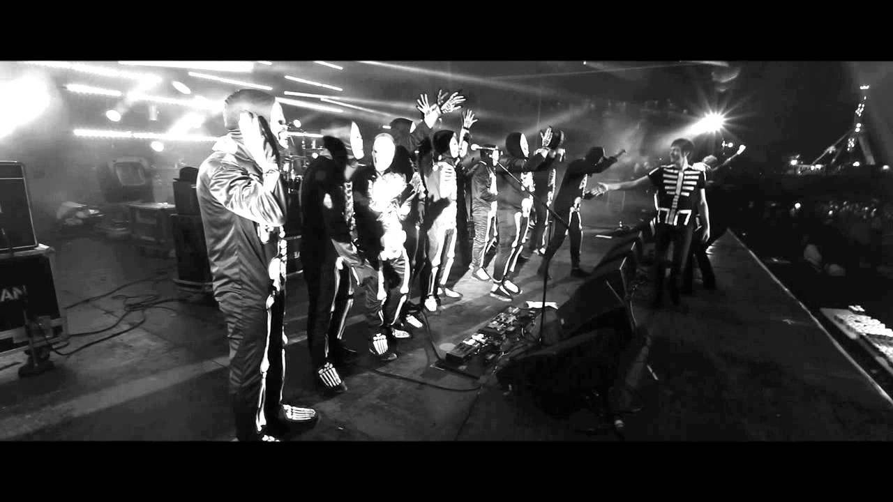 In Skeleton Remains: Kasabian, Leeds festival 2012.