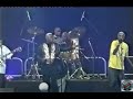 King Kester Emeneya - Ngabelo (live au zénith de Paris 2001)