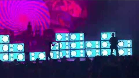 "Blame It On My Youth" - blink-182 LIVE 2019 | Xfinity Center - Mansfield, MA | July 10, 2019