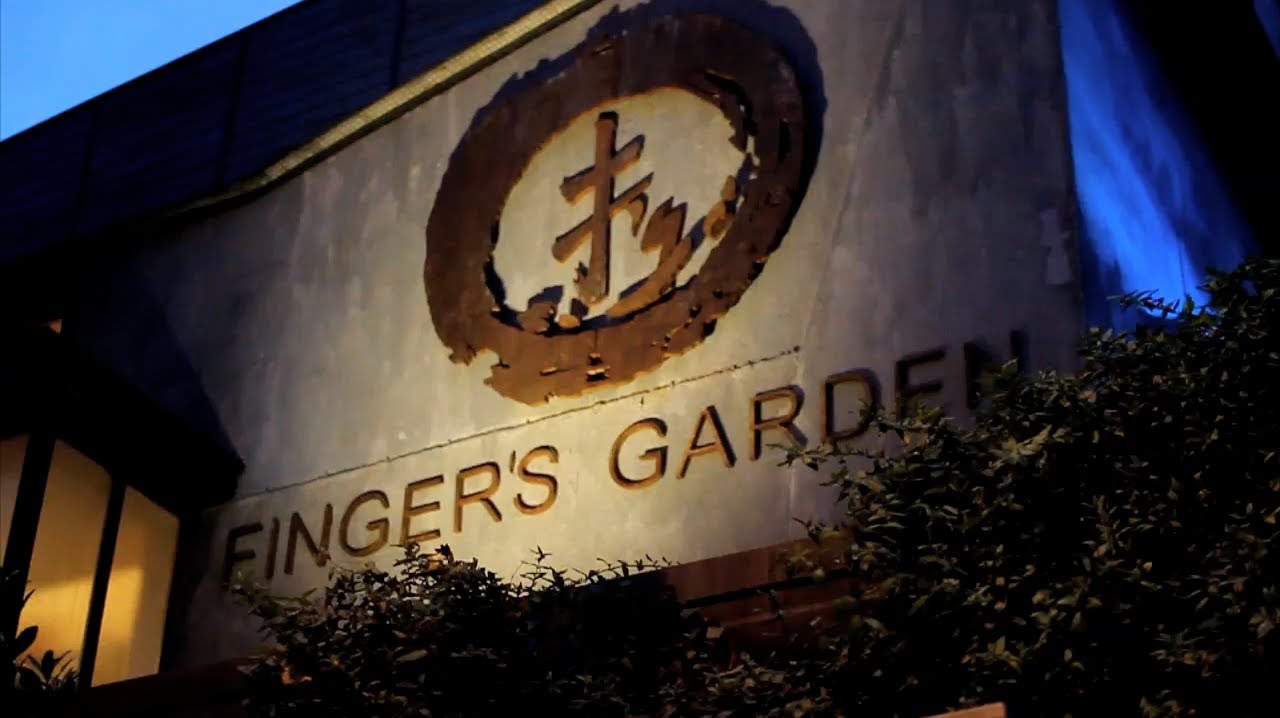 Finger's Garden Milano - creative japanese restaurant - YouTube