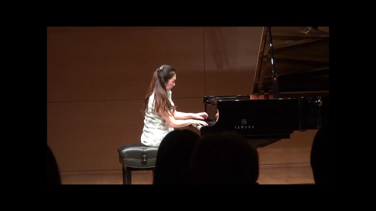 ドビュッシー　１２のエチュードより　１１． 組み合わされたアルペジオのために（ピアノ　田中晴子）