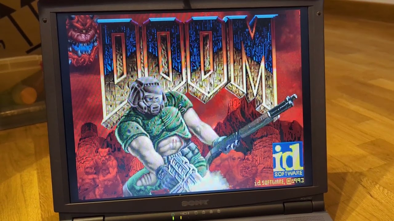 SONY PCG-F707 Pentium iii 3 600mhz windows ME retrogaming dos RS-232 QWERTZ