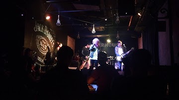 Cross The Line by Scroll Down LIVE at The Upperhouse