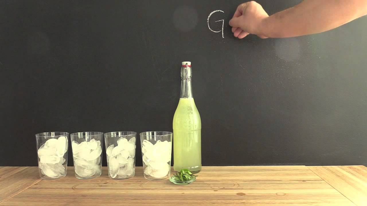 How to make a Rum Swizzle Bottled Cocktail [No. 047]