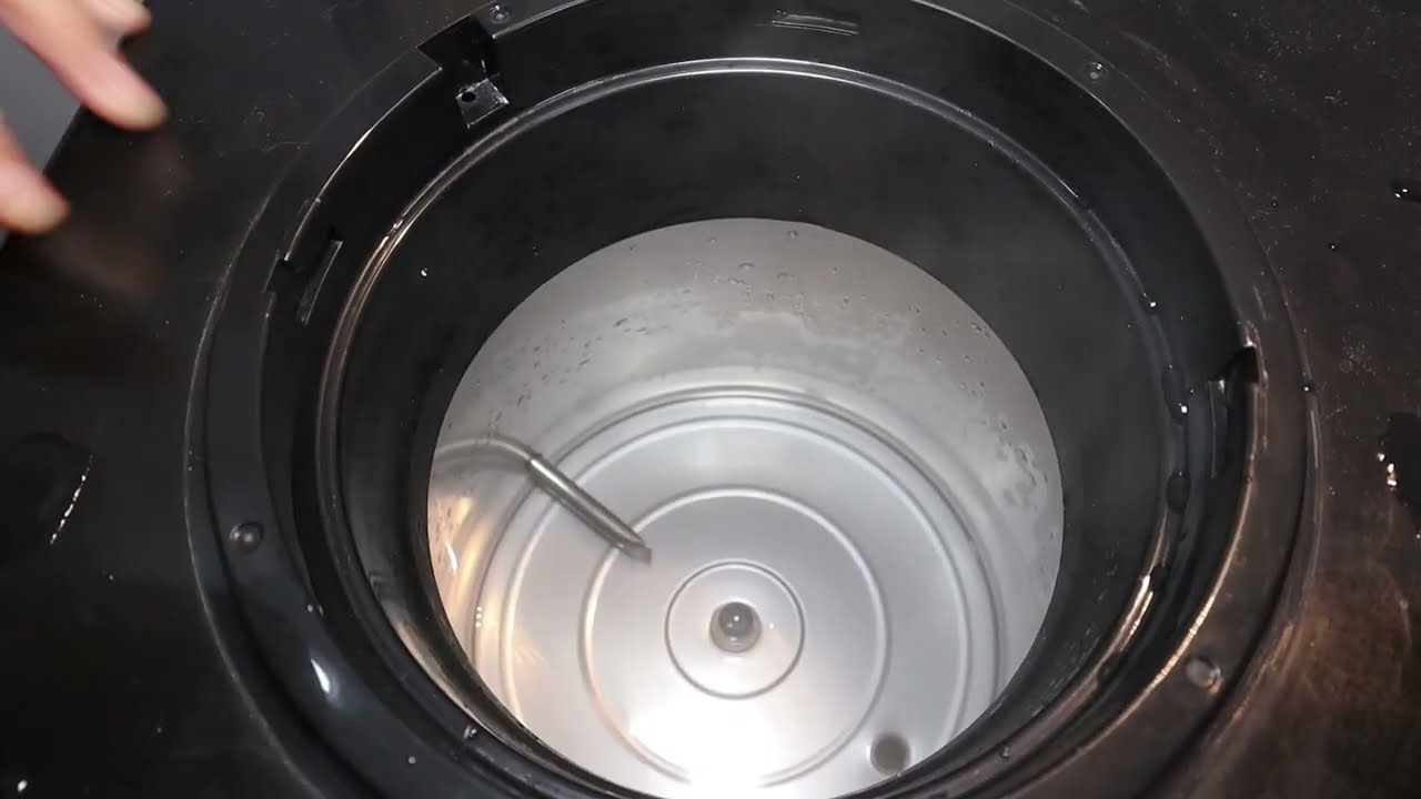 العيد فرحه 💃 علشان كدا قومت نظفت المبرد وخليته جديد وعملت صيانه كامله 