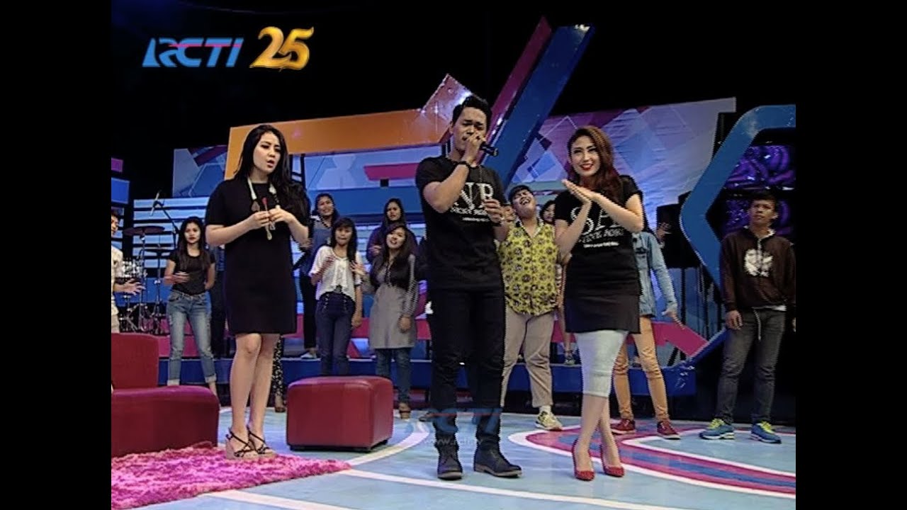 Agus Haffiludin "All Of Me" - dahSyat 25 November 2014