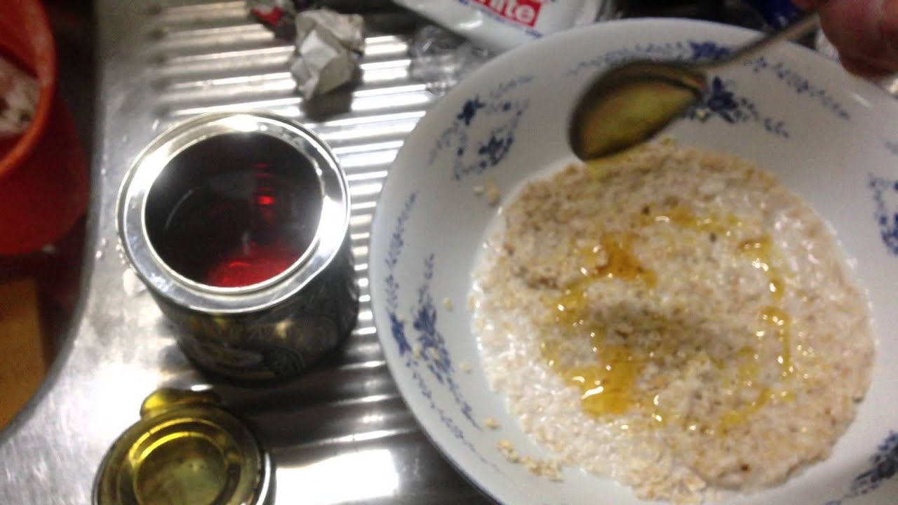 BEST BREAKFAST GOLDEN SYRUP ON OATS YouTube
