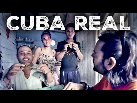 CONVIVO con una FAMILIA CUBANA / el MUNDO en MOTO con CHARLY SINEWAN (S12+1/E10)