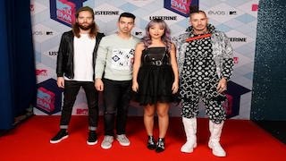 2016 MTV EMAs- DNCE’s Performance At The 2016 MTV EMAs Was Beautiful