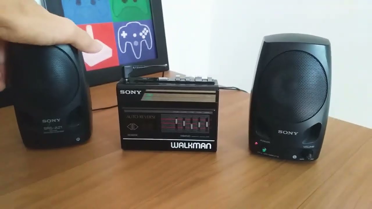 SONY WM-F60 - YouTube