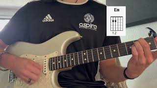 Split Screen - Kings of Leon // Easy Guitar Chord video!