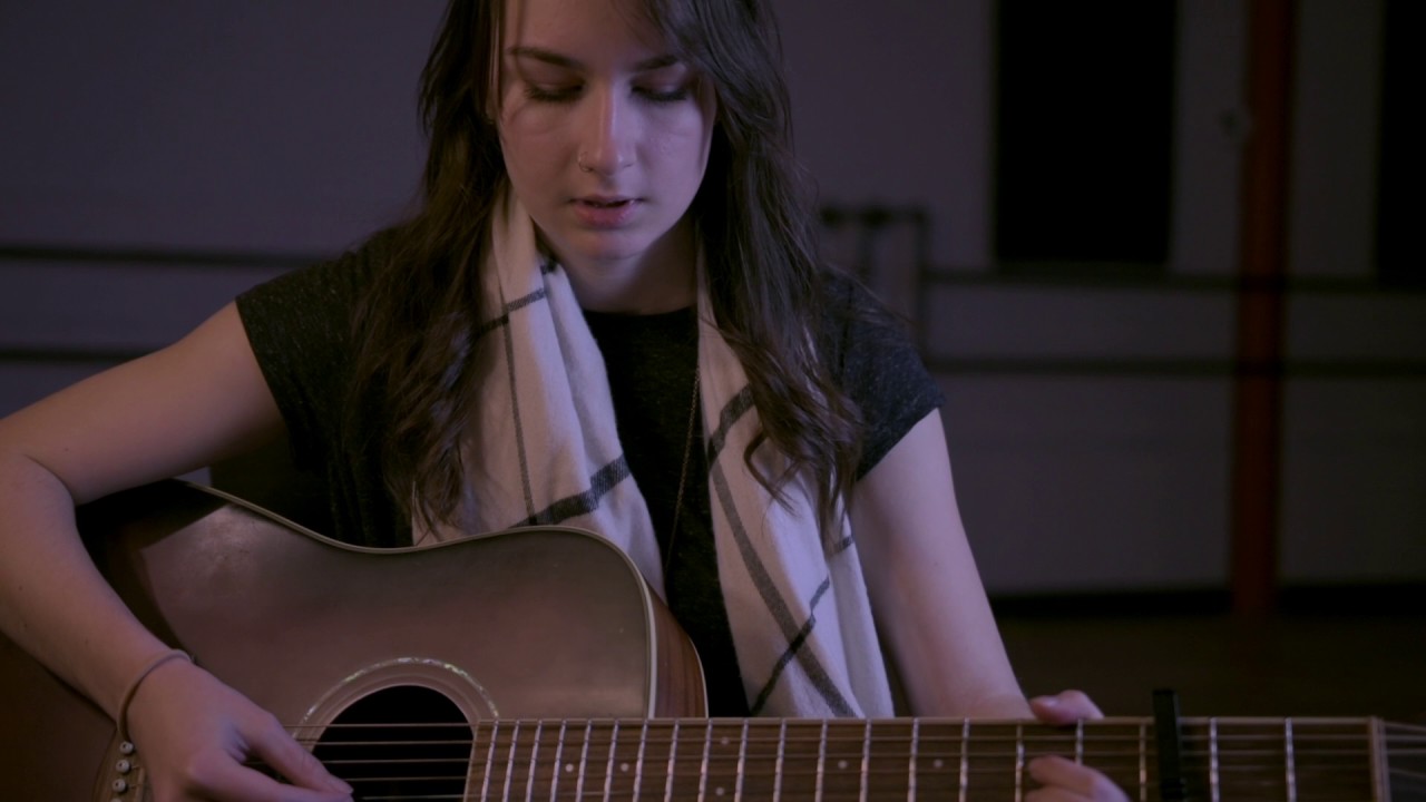Ver Glory - Wait (Live Acoustic) en YouTube Ver Glory - Wait (Live Acoustic) en YouTube