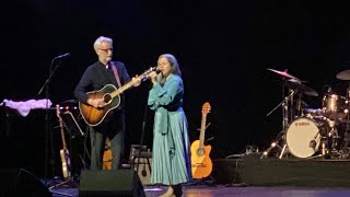 Natalie Merchant and Billy Bragg - Birds and Ships (Live at the London Palladium, 2023)