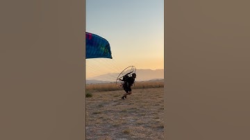 Nice and calm, just like it should be - Paramotor Forward Launch