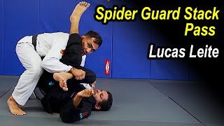 Spider Guard Stack Pass by Lucas Leite