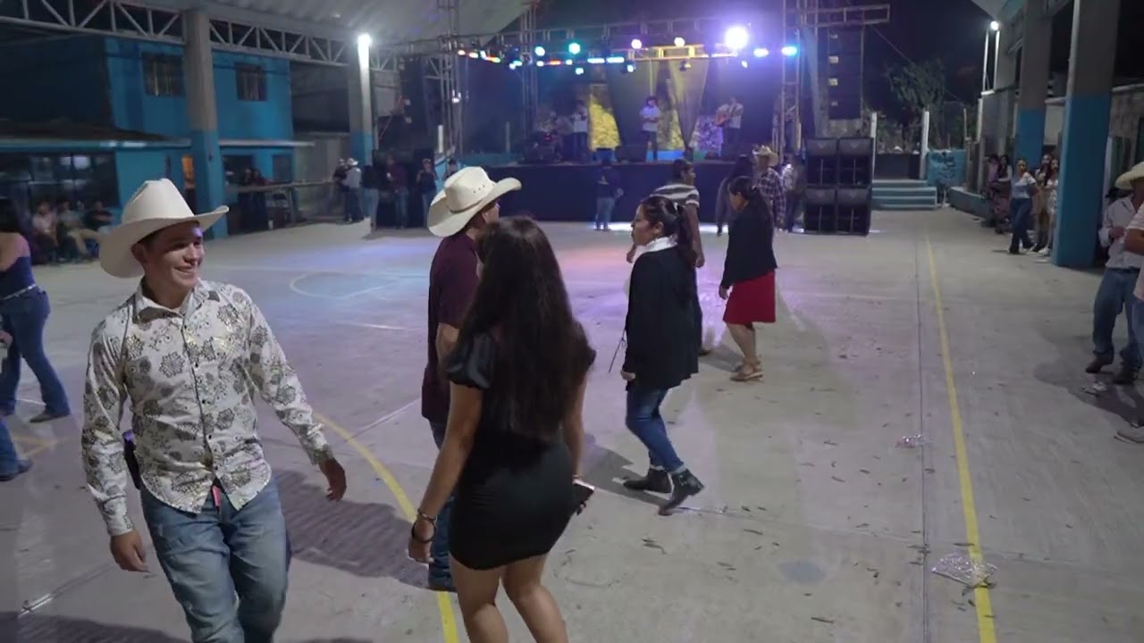 Trio Dorado Hidalguense en vivo desde La Maroma Tlahuiltepa