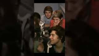 Famous The moment Harry realized🦋🌈🤗 fell in💖with Lou 💙💚 #shorts #larrystylinson #onedirection #harry #louis Profile