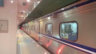 3320次500型區間車(561+573)離開+3171次800型區間車(861+862)跑山線往潮州進入美術館站~