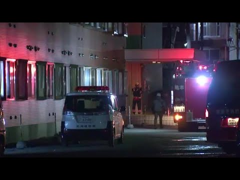 “連続放火”か…共同住宅の廊下で段ボール燃える 前日にも火事 住民困惑「怖くてホテルに泊りに行く」 北海道函館市 (24/01/26 21:30)