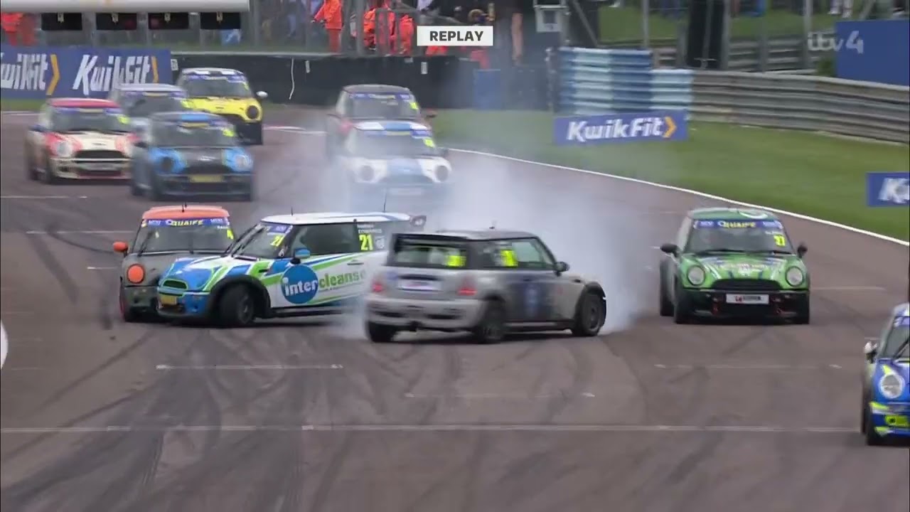 2022 Mini Challenge Trophy - Round 6 Thruxton two red flag crashes