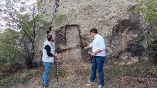 We found the king's tomb. Is this a fake? When the door is opened, watch the devices that show wh...