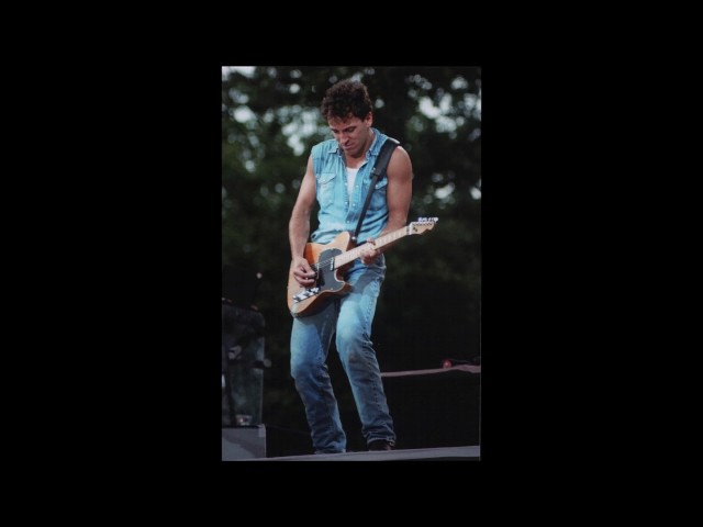 BRUCE SPRINGSTEEN & THE E ST BAND - GRACELAND TALK/ FOLLOW THAT DREAM