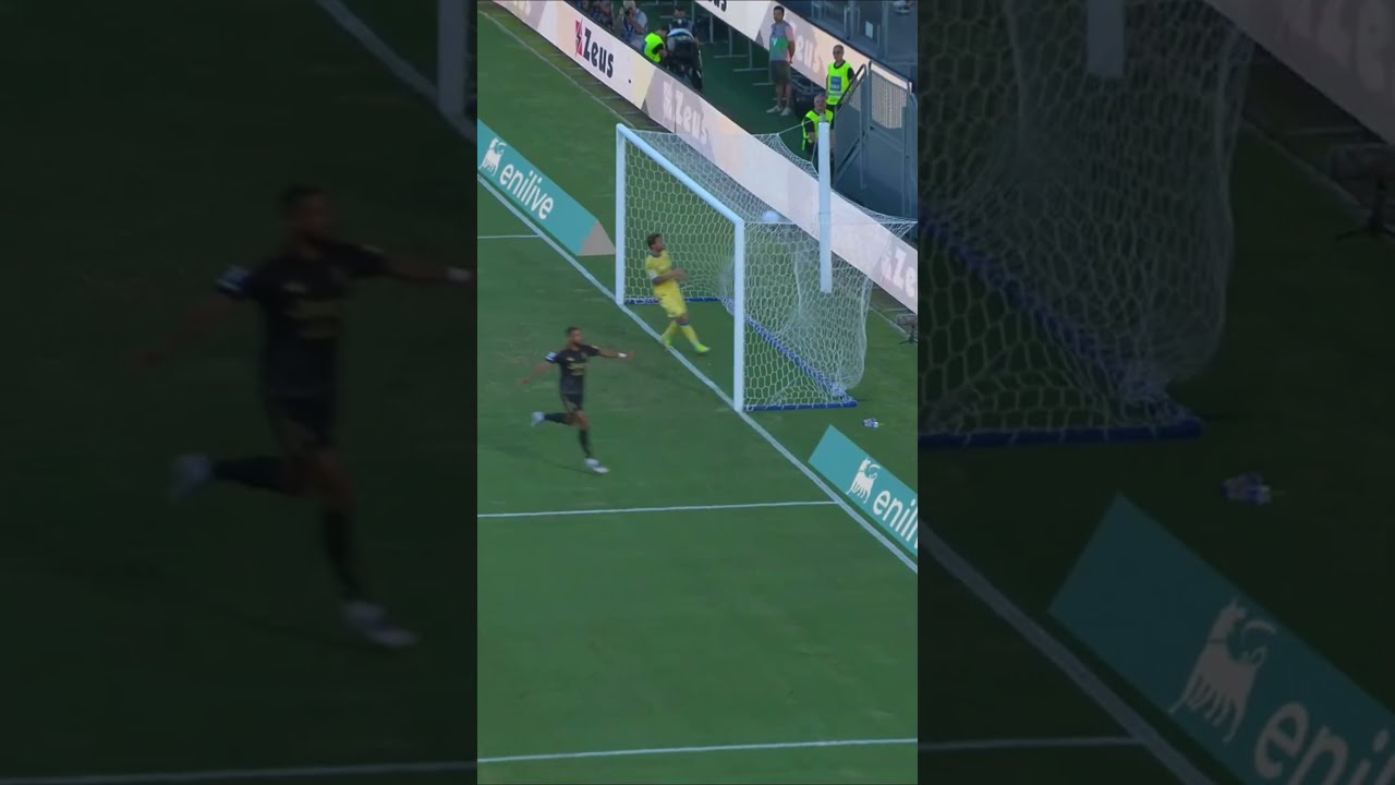 THE FIRST GOAL OF OUR SEASON!