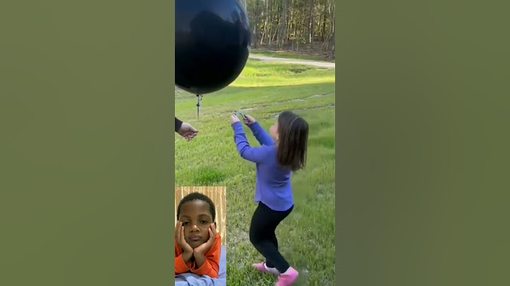 Little girl's surprise fail... 🤦‍♂️🙂 #kids #fun #balloon #balloon #jaydenpaydenworld