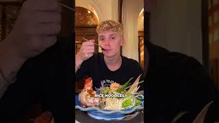 FOOD IN THAILAND VS FOOD IN VIETNAM! 🇹🇭🇻🇳